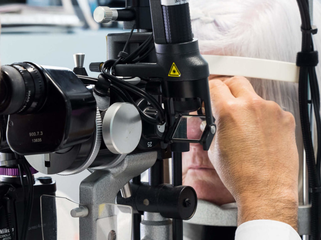 Most Frequently Asked Questions an Eye Doctor in Melbourne Receives Due to Age Related Macular Degeneration